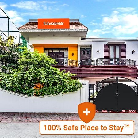 Fabexpress Nestlay Rooms - 100M From Velammal Hall, Moggappair شيناي المظهر الخارجي الصورة
