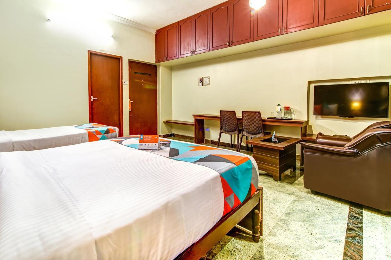 Fabexpress Nestlay Rooms - 100M From Velammal Hall, Moggappair شيناي المظهر الخارجي الصورة