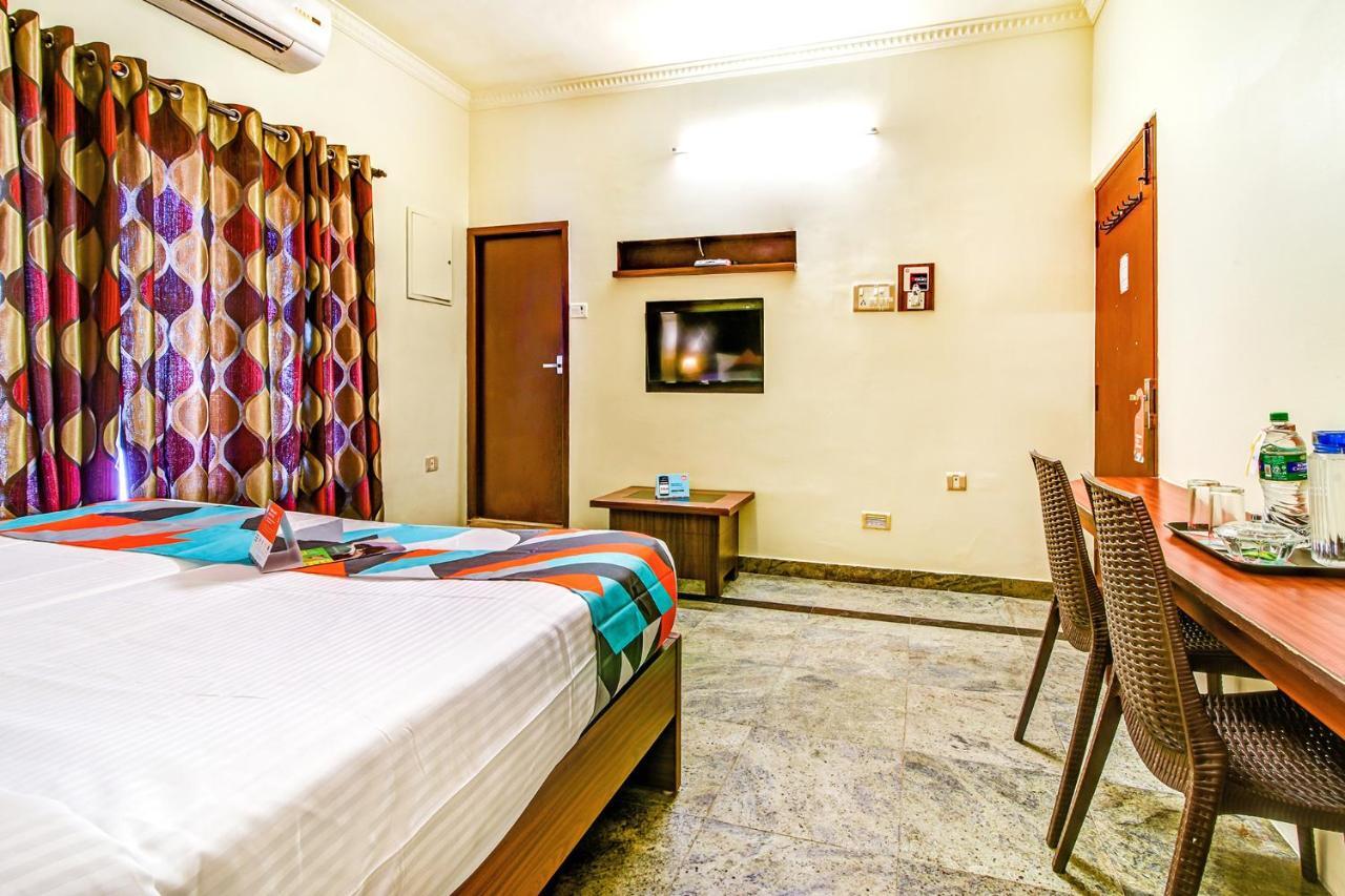 Fabexpress Nestlay Rooms - 100M From Velammal Hall, Moggappair شيناي المظهر الخارجي الصورة